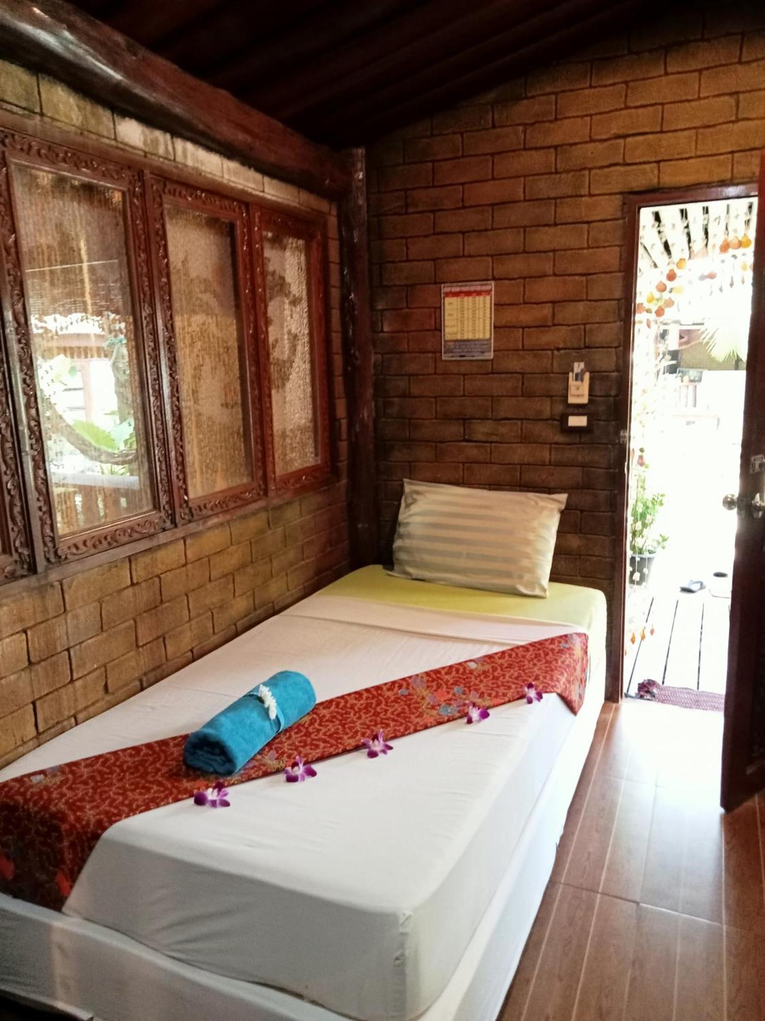 P P Garden Home Bungalow Phi Phi Don Room photo
